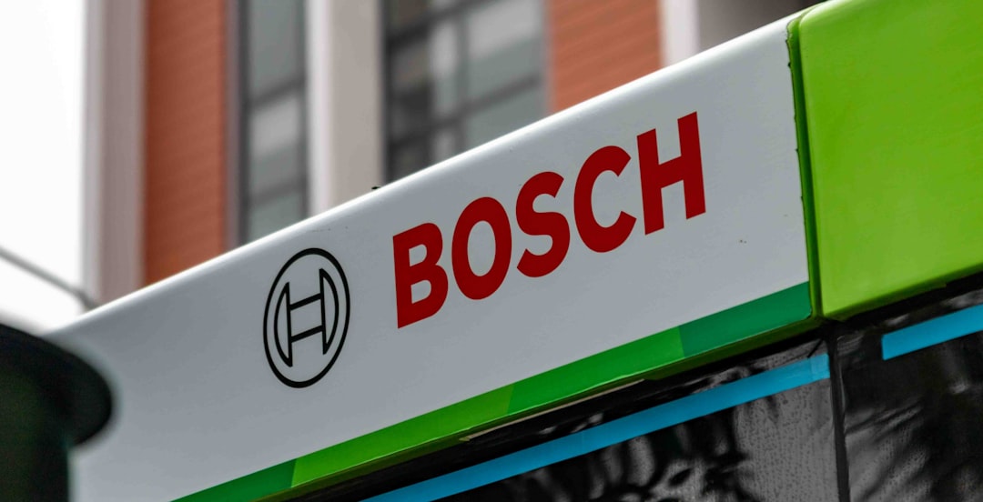 services-02 bosch-logo-on-a-green-and-white-vehicle-1hoez-uvb4a